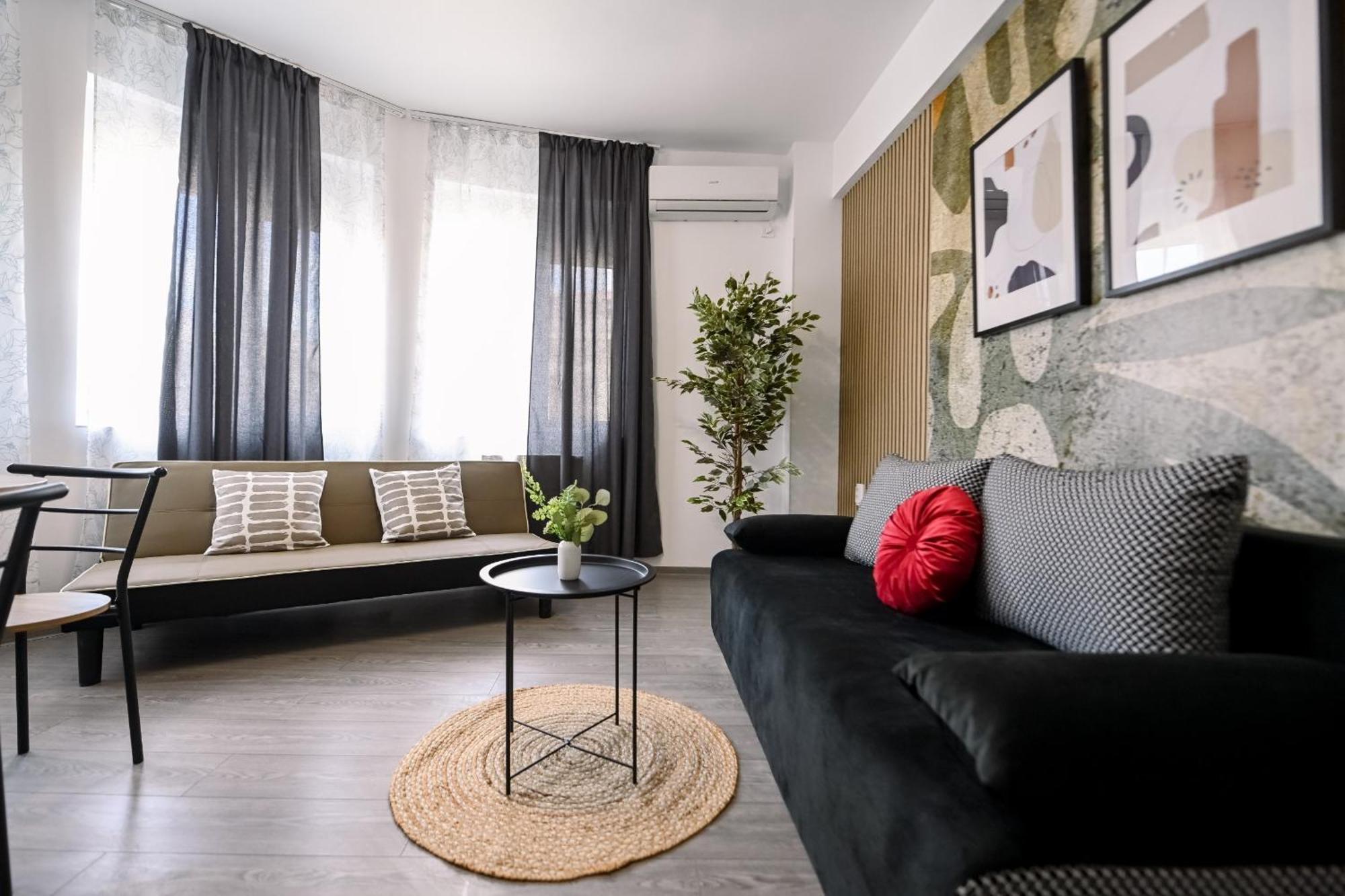 Old Town Charm - Modern & Comfortable Accommodation In The Heart Of The City Bükreş Dış mekan fotoğraf