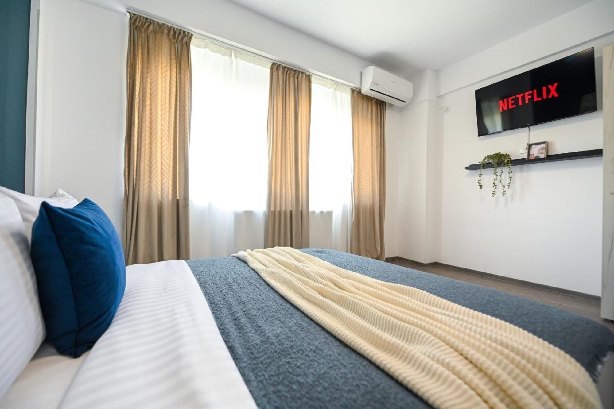Old Town Charm - Modern & Comfortable Accommodation In The Heart Of The City Bükreş Dış mekan fotoğraf