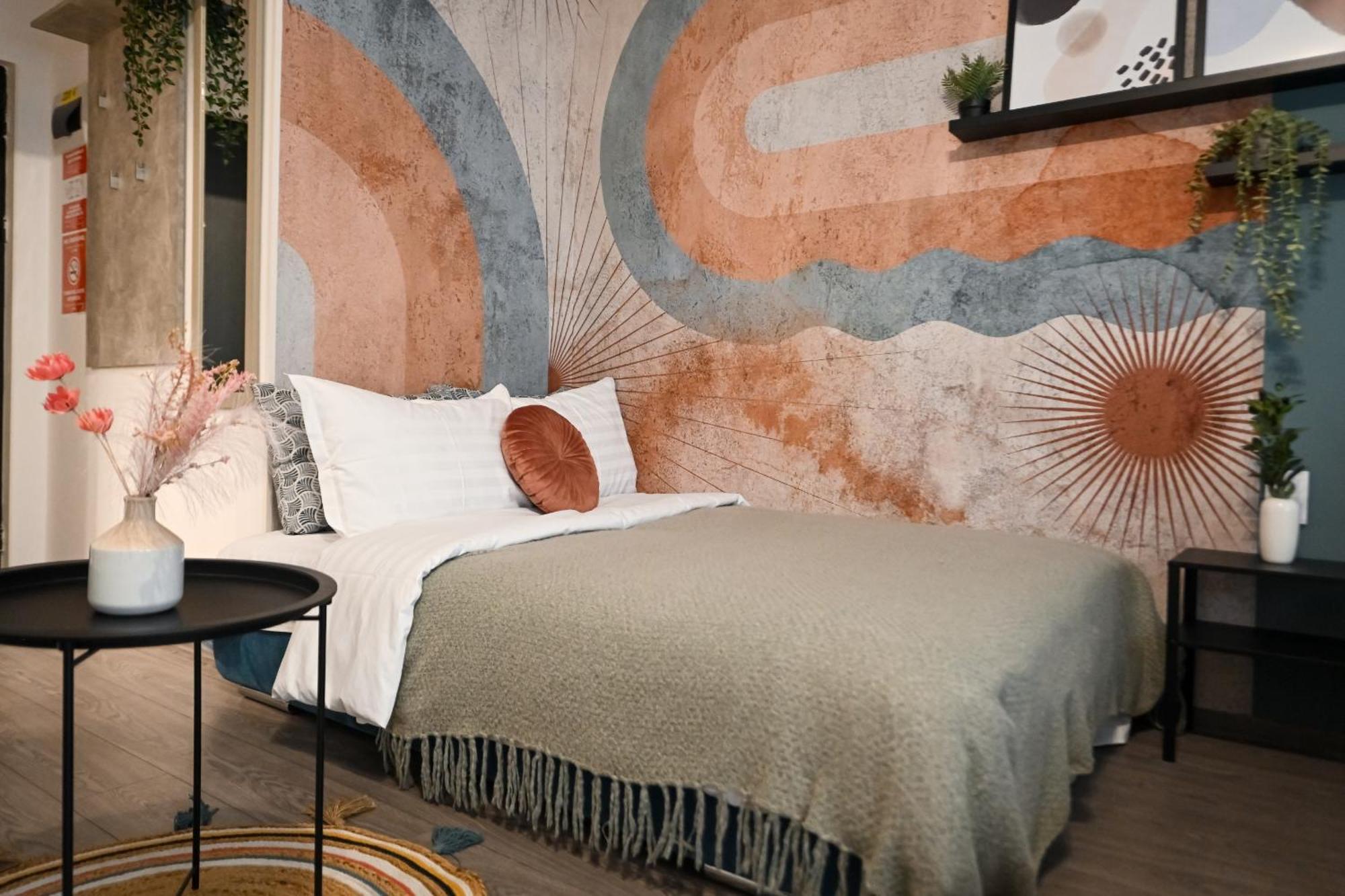 Old Town Charm - Modern & Comfortable Accommodation In The Heart Of The City Bükreş Dış mekan fotoğraf
